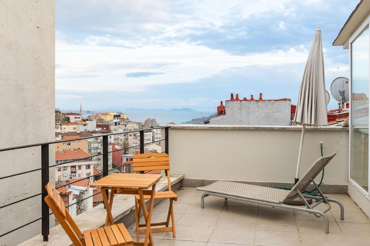 イスタンブールMesmerizing Flat With Bosphorus View In Beyogluアパートメント エクステリア 写真